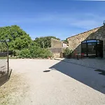 Prázdninový dům Authentic With Pool Near Uzes *