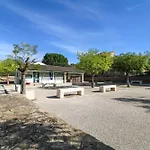 Prázdninový dům Authentic With Pool Near Uzes