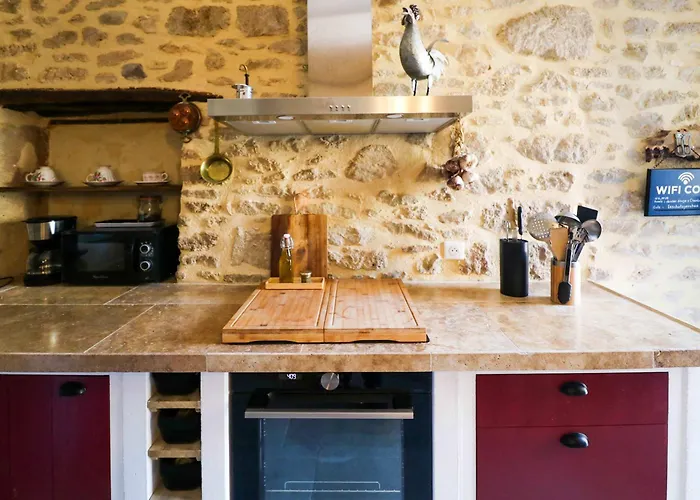 Feriehus Authentic With Pool Near Uzes Saint-Laurent-la-Vernède