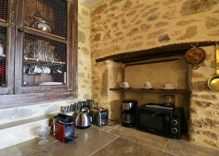 Authentic With Pool Near Uzes Feriehus Saint-Laurent-la-Vernède