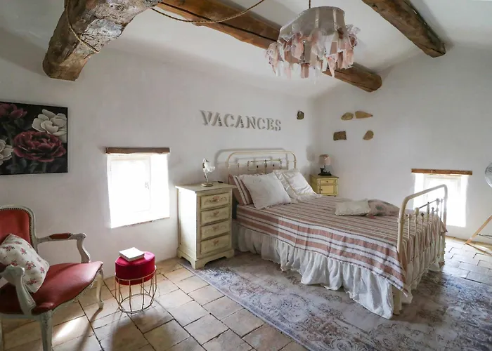 Authentic With Pool Near Uzes * Saint-Laurent-la-Vernède